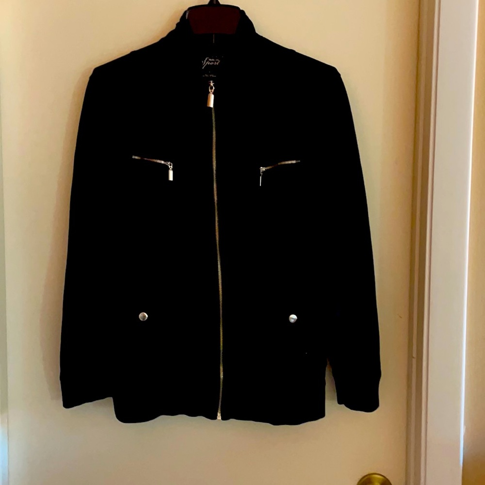 Warm up jacket with silver zippers makes working out stylish!